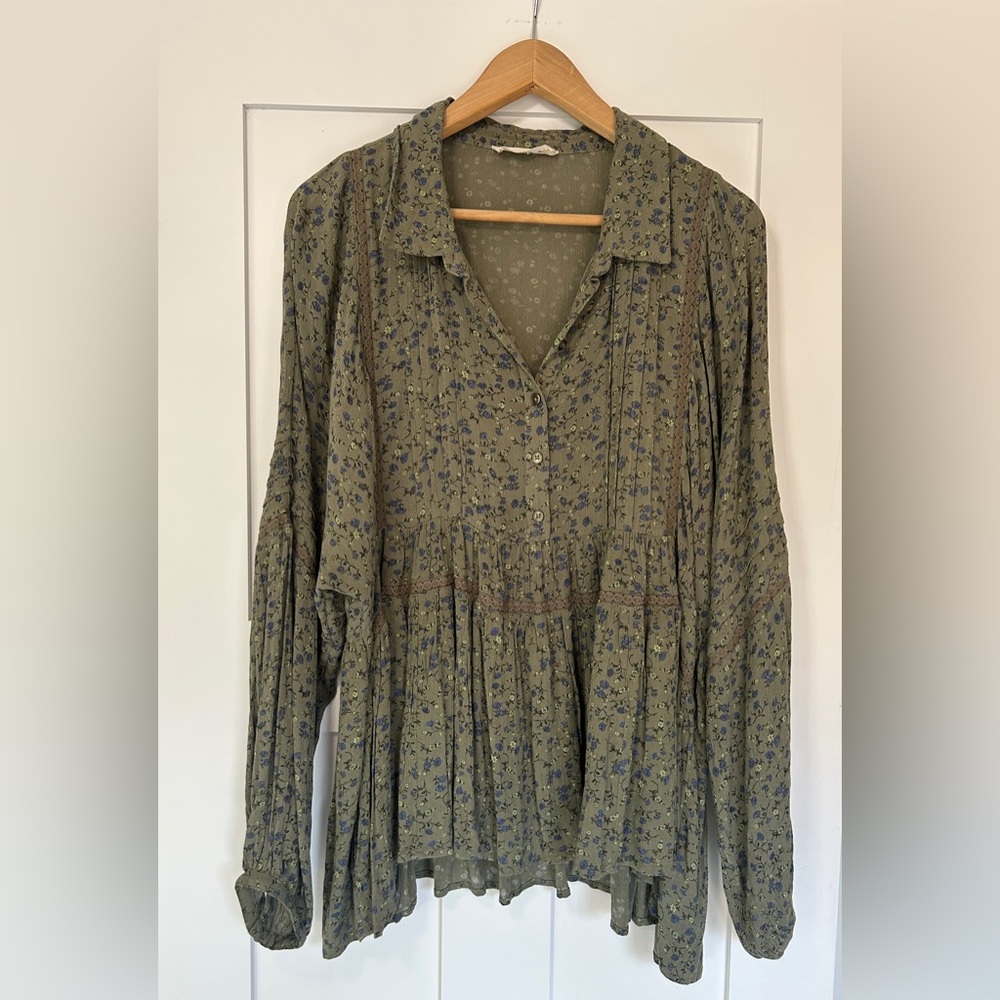 Boho Floral Flowy Green Top